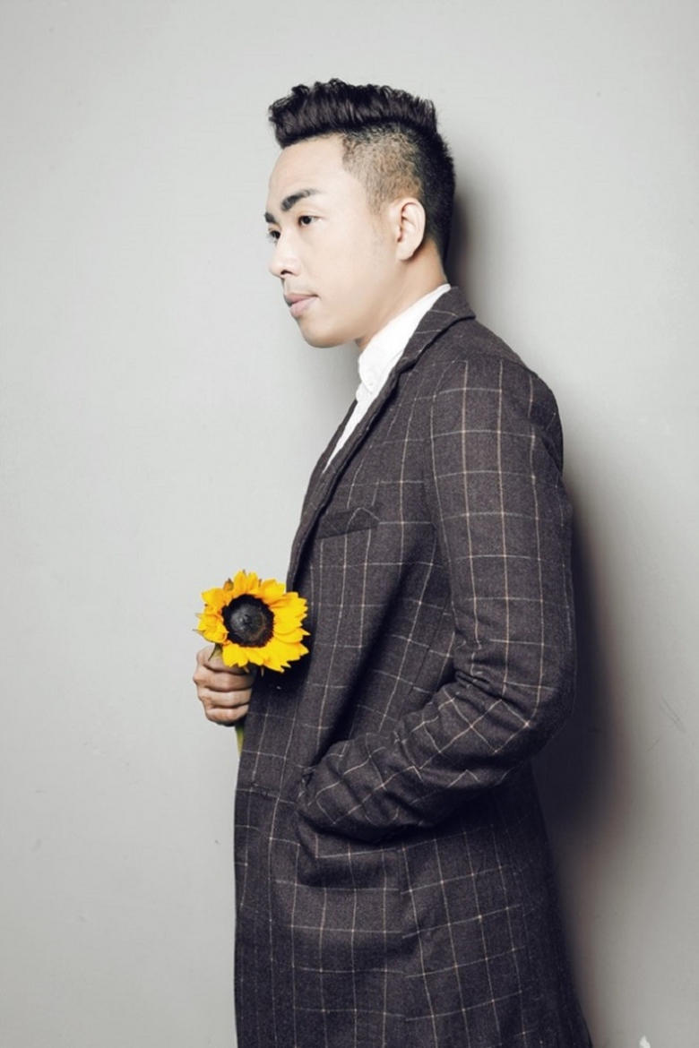 Nhạc sĩ Nguyễn Hồng Thuận