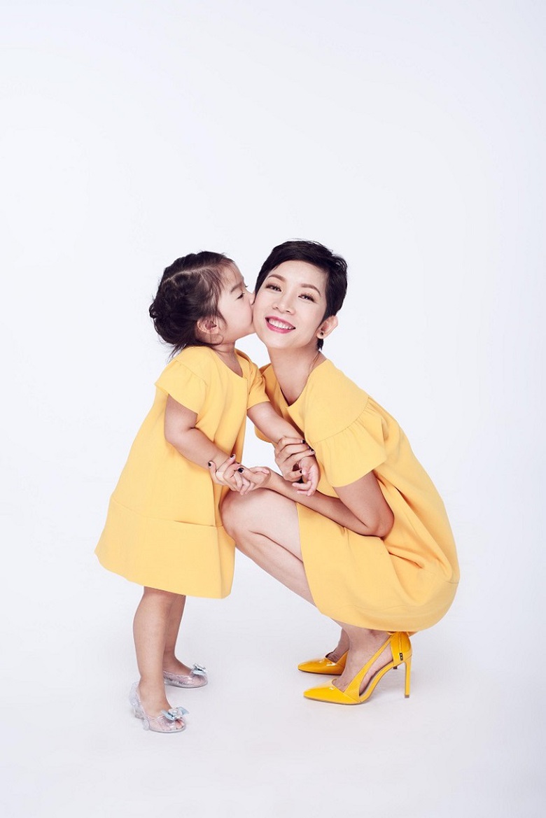 mẹ con xu&acirc;n lan