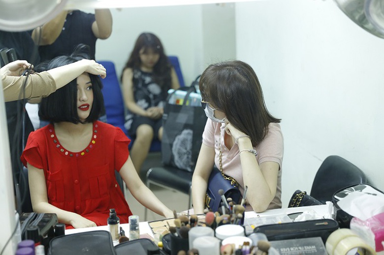 Mai Hồ v&agrave; Hari Won_2