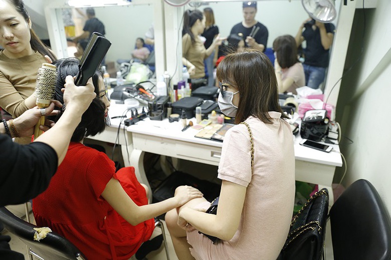 Mai Hồ v&agrave; Hari Won_5