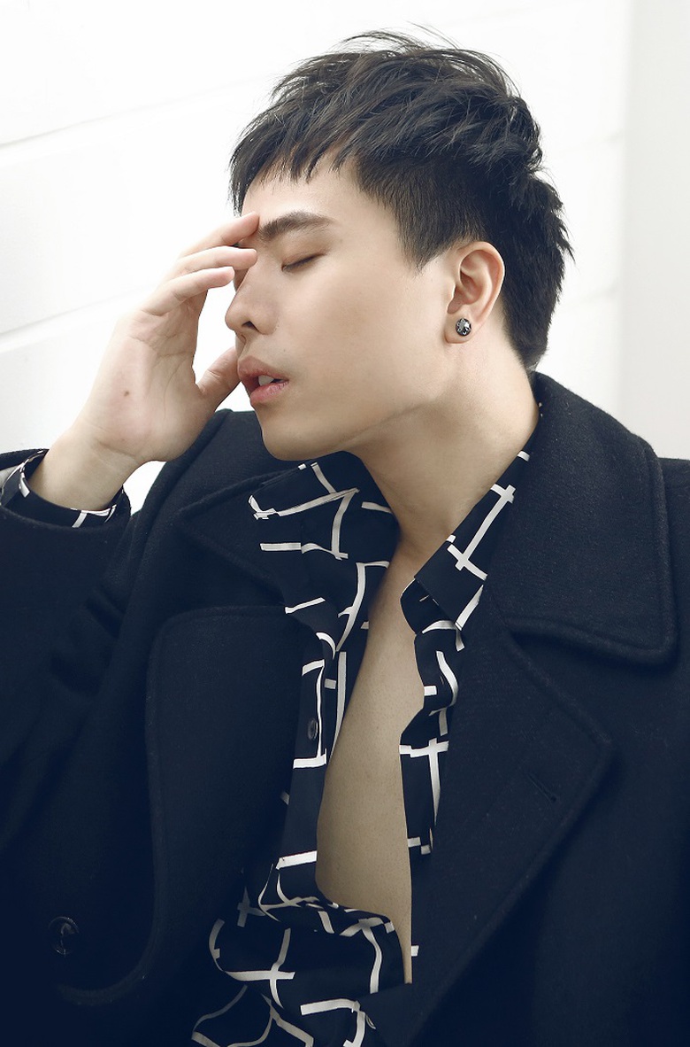 Trịnh_thăng_b&igrave;nh