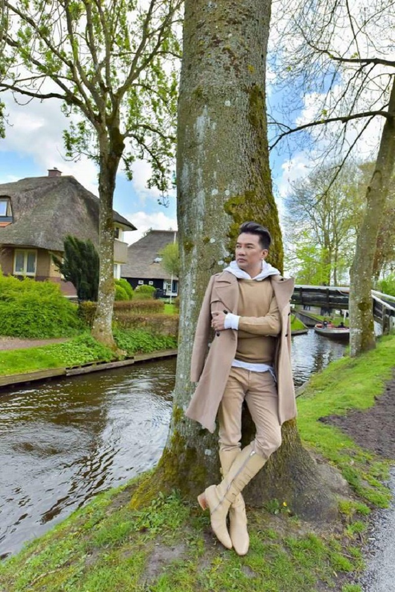 34087904_1092566947586445_696434861216366592_n