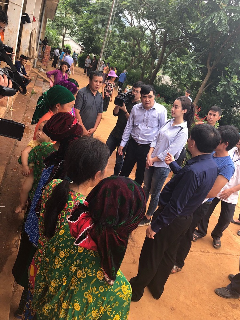 HH Do My Linh di cuu tro4