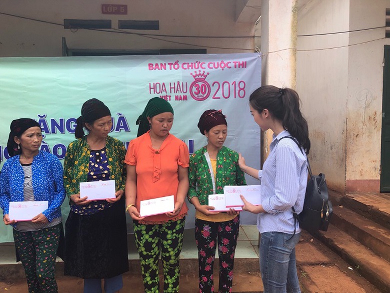 HH Do My Linh di cuu tro14