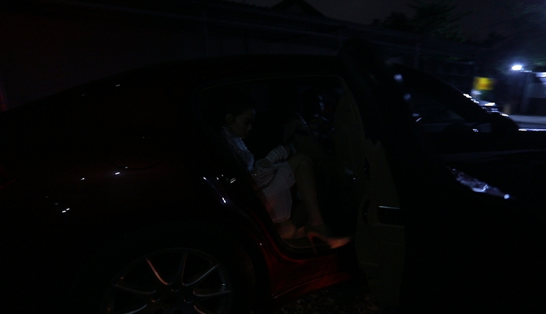 Minh Hằng bỏ về (2)