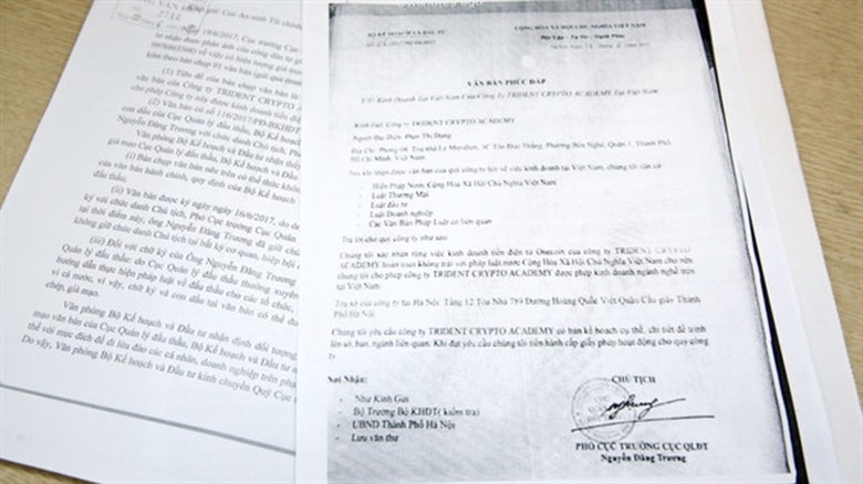 gia-mao-giay-to-kinh-doanh-tien-ao