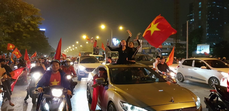 27265018_2075730755995698_770566369_o