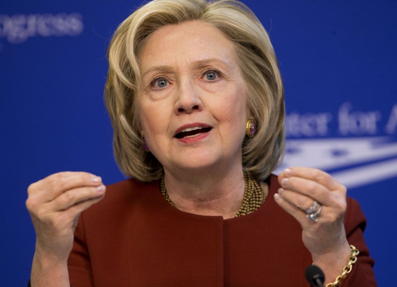 B&agrave; Clinton ch&iacute;nh thức tuy&ecirc;n bố ra tranh cử Tổng th