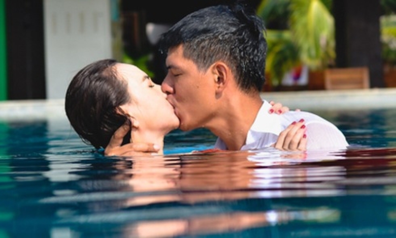 binh-minh-nguong-vi-canh-hon-duoi-nuoc-voi-dinh-ng