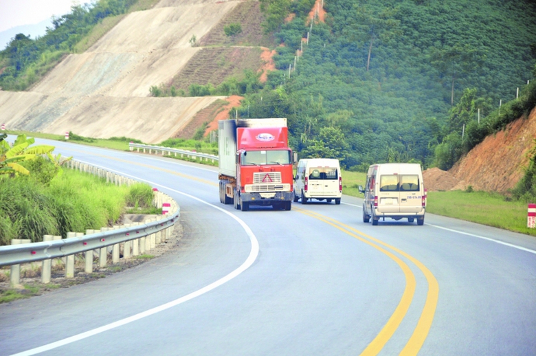 Cao tốc Nội B&agrave;i - L&agrave;o Cai l&agrave; một trong những dự &aacute;n