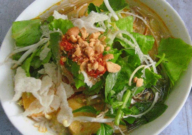 b&uacute;n chay xứ Huế