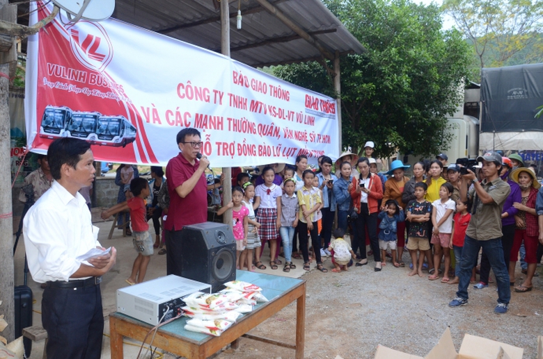 Bạn đọc c&ugrave;ng B&aacute;o Giao th&ocirc;ng vượt h&agrave;ng ng&agrave;n c&acirc;y số 