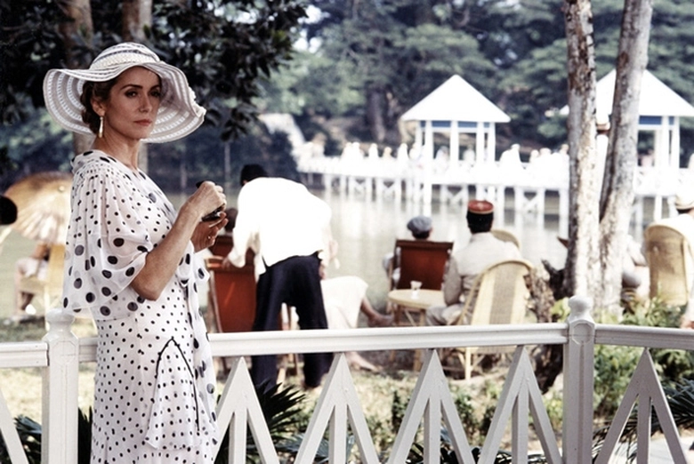 mot canh trong phim dong duong