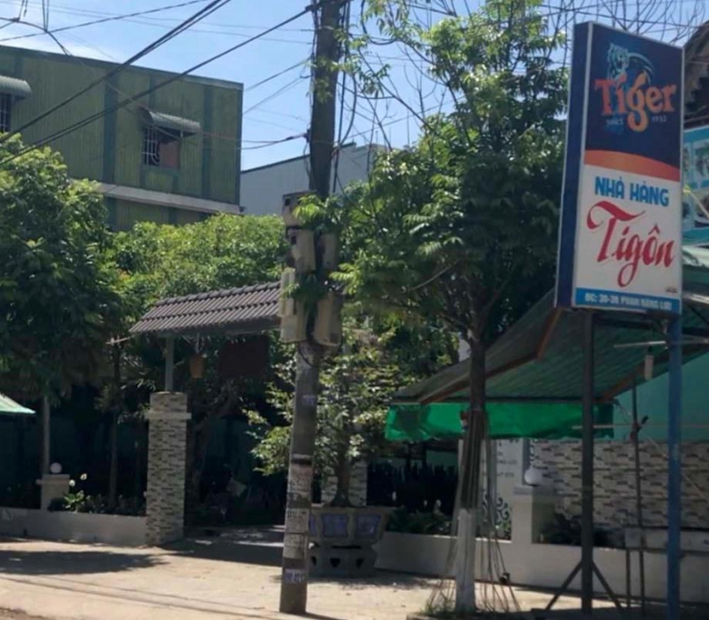 images2121431_anh_Q.Ngai_Dung_sung_ban_nhau