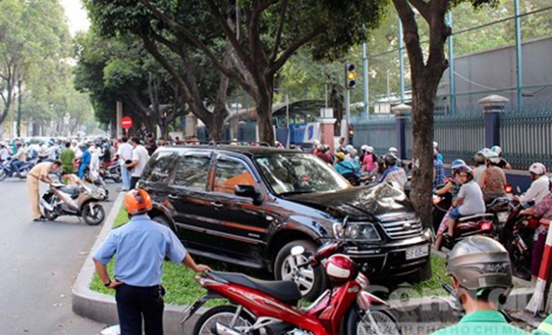 o-to-tong-bay-xe-may