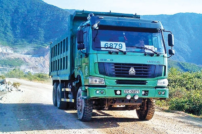 xe ho vo ha tinh 6879