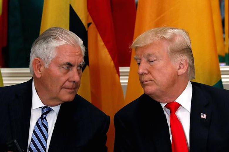 Trump v&agrave; Tillerson