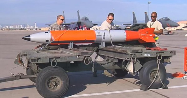 Bom hạt nh&acirc;n trọng lực B61-12