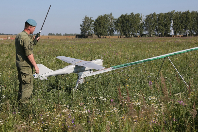 M&aacute;y bay kh&ocirc;ng người l&aacute;i Orlan -10