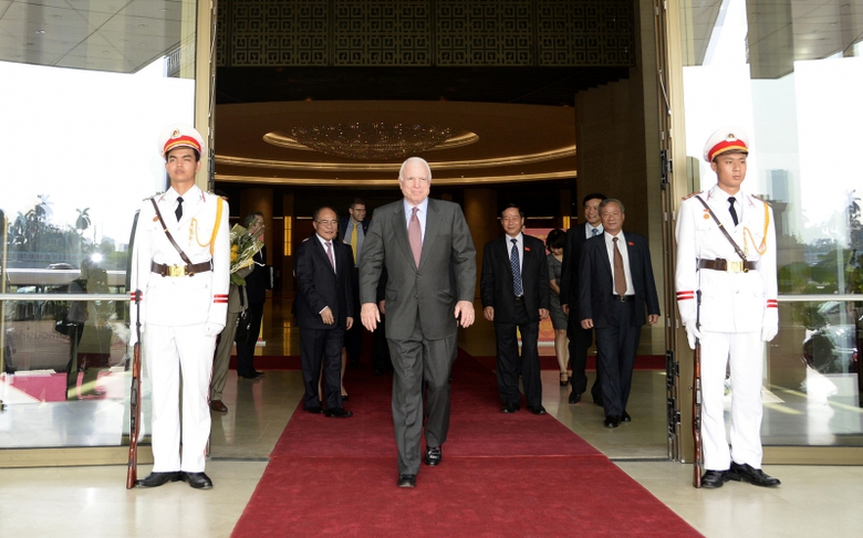 Senator McCain at the National Assembly