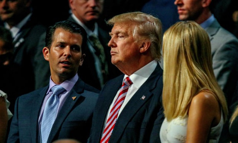 Gia đ&igrave;nh Trump