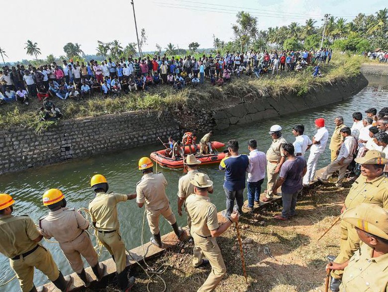 lực lượng cứu hộ