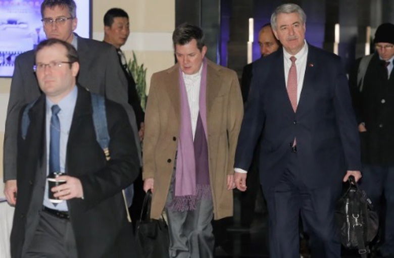 ph&iacute;a đo&agrave;n Mỹ