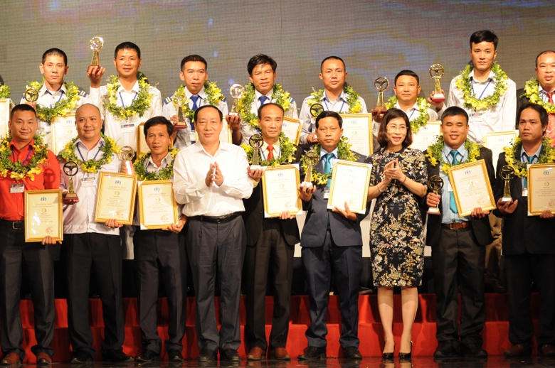 Chu tich hoi ATGT Viet Nam Nguyen Hong Truong, Ba 