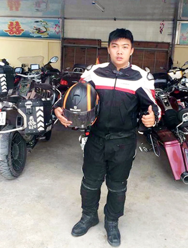 Phung-dua-moto-2361-1426216633