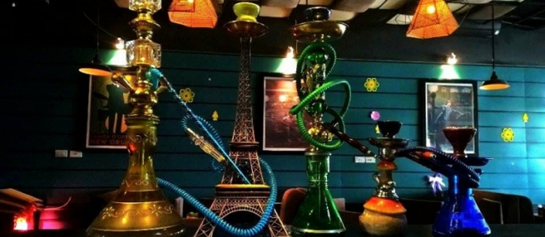 bat-giu-hon-300-bo-hut-shisha-tai-cua-bien-bien-gi