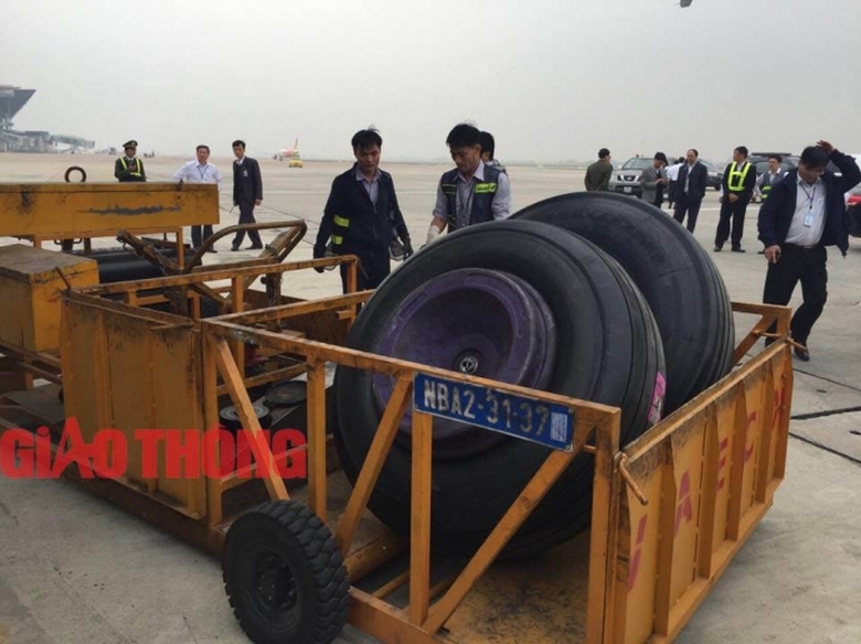 may-bay-vna-gap-su-co-tren-khong-1142