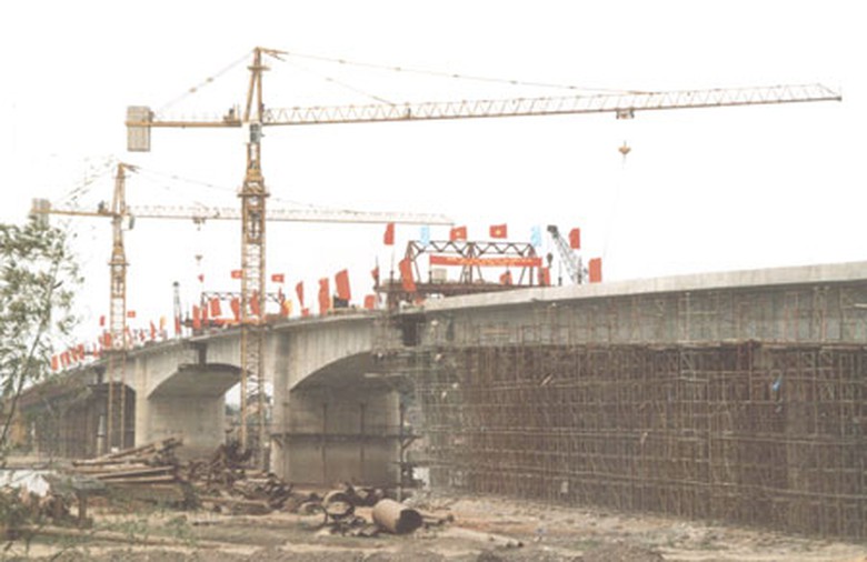 Thi c&ocirc;ng cầu Phả Lại (ảnh tư liệu)