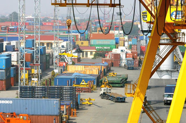 Nếu kh&ocirc;ng c&oacute; g&igrave; thay đổi, cảng Hải Ph&ograve;ng sẽ chuyển sang hoạt động theo m&ocirc; h&igrave;nh c&ocirc;ng ty cổ phần từ 1/7/2014