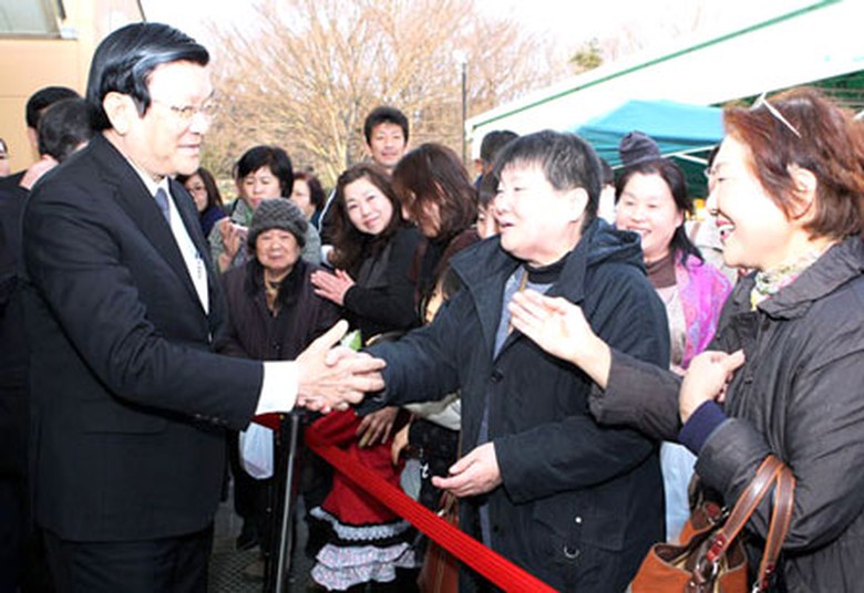 Chiều 16-3, Chủ tịch nước Trương Tấn Sang đến thăm hỏi nh&acirc;n d&acirc;n tỉnh Ibaraki.