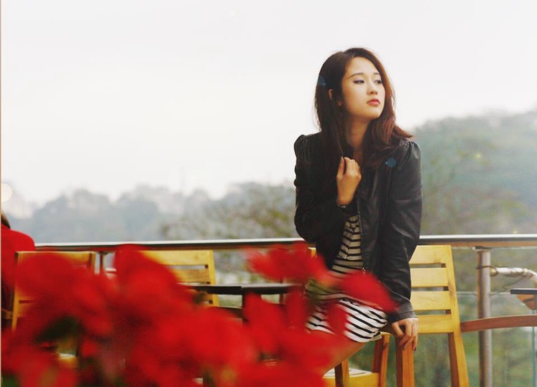 Từng được biết đến bởi h&agrave;ng loạt những vai diễn trong phim Nhật k&yacute; V&agrave;ng Anh, B&agrave; nội kh&ocirc;ng ăn pizza hay mới đ&acirc;y l&agrave; bộ phim h&igrave;nh sự B&iacute; mật tam gi&aacute;c v&agrave;ng, nhưng Diễm Hằng lại c&oacute; 3 năm mất t&iacute;ch khỏi m&agrave;n ảnh do gia đ&igrave;nh gặp biến cố. 