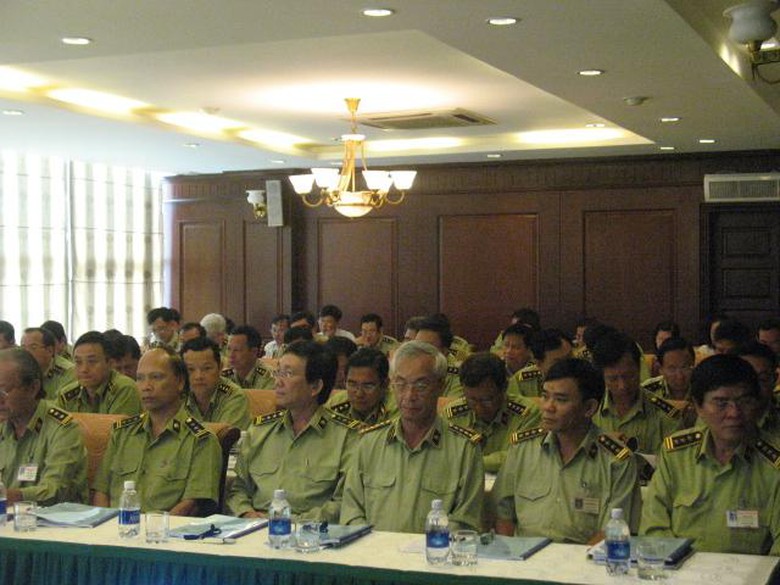   Bộ C&ocirc;ng thương họp b&agrave;n t&igrave;m giải ph&aacute;p tối ưu cho việc chống bu&ocirc;n lậu, h&agrave;ng giả