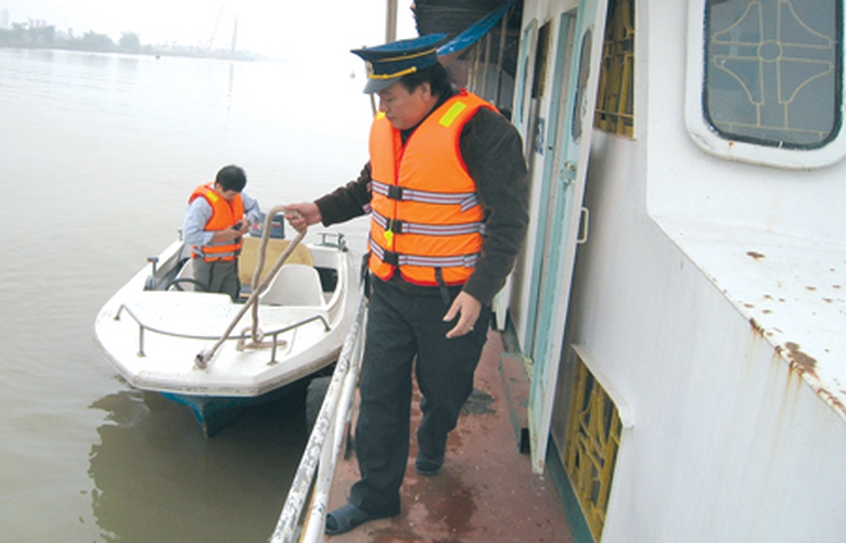 Sau cổ phần h&oacute;a, c&aacute;c Đoạn sẽ c&oacute; sự t&aacute;ch bạch giữa c&ocirc;ng t&aacute;c quản l&yacute; Nh&agrave; nước v&agrave; dịch vụ đường thủy