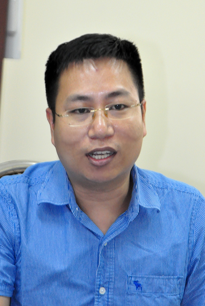 Nh&agrave; b&aacute;o Đ&igrave;nh Thắng - Trưởng ban Kinh tế b&aacute;o Tiền phong