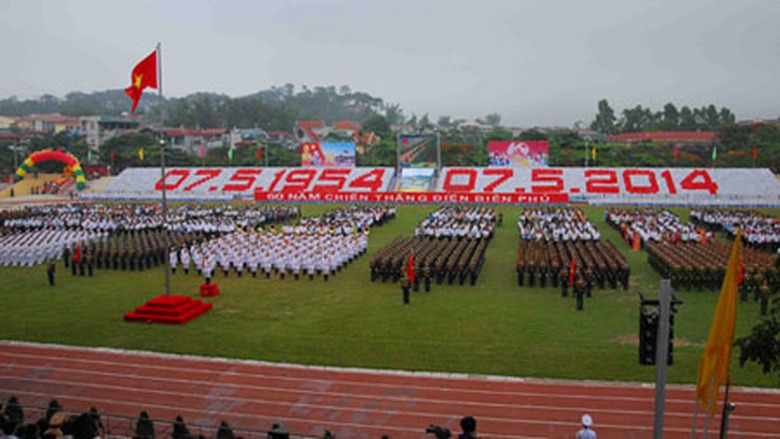 Chương tr&igrave;nh Lễ m&iacute;t tinh được tổ chức trọng thể, trang nghi&ecirc;m, ho&agrave;nh tr&aacute;ng nhất từ trước đến nay tại Điện Bi&ecirc;n