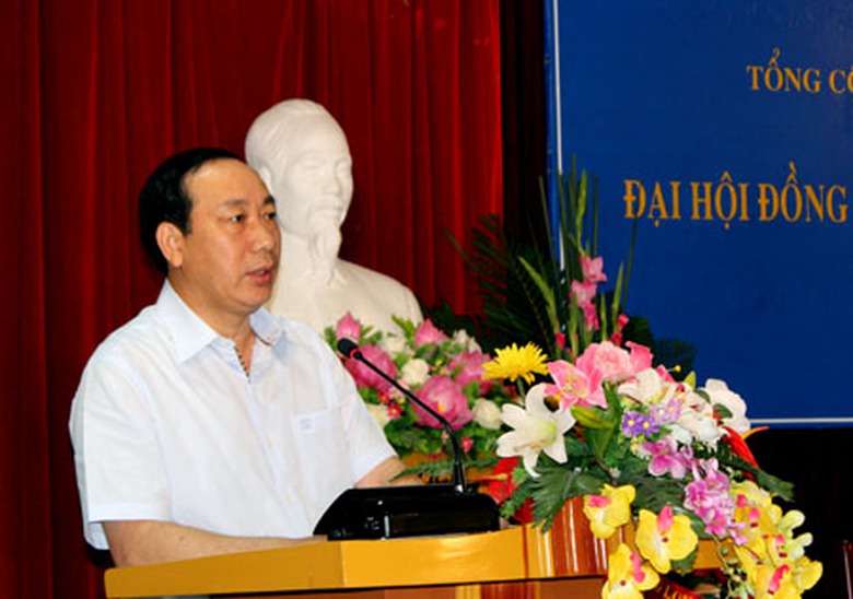 Thứ trưởng Bộ GTVT Nguyễn Hồng Trường ph&aacute;t biểu tại Đại hội cổ đ&ocirc;ng TCTXD Thăng Long.