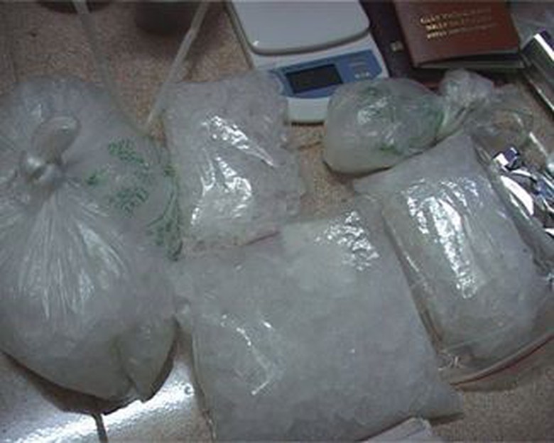 Số ma t&uacute;y tang vật được cơ quan CA thu giữ