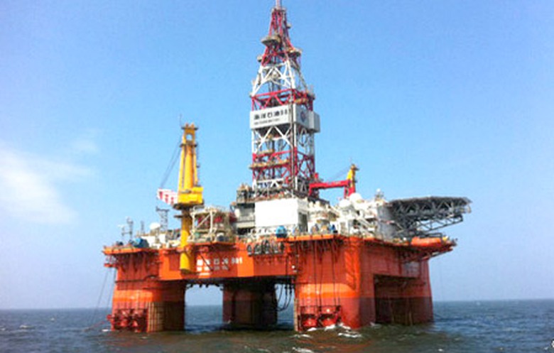 Trung Quốc đ&atilde; vi phạm nghi&ecirc;m trọng chủ quyền khi đưa gi&agrave;n khoan HD 981 v&agrave;o v&ugrave;ng đặc quyền kinh tế, thềm lục địa (EEZ) của Việt Nam