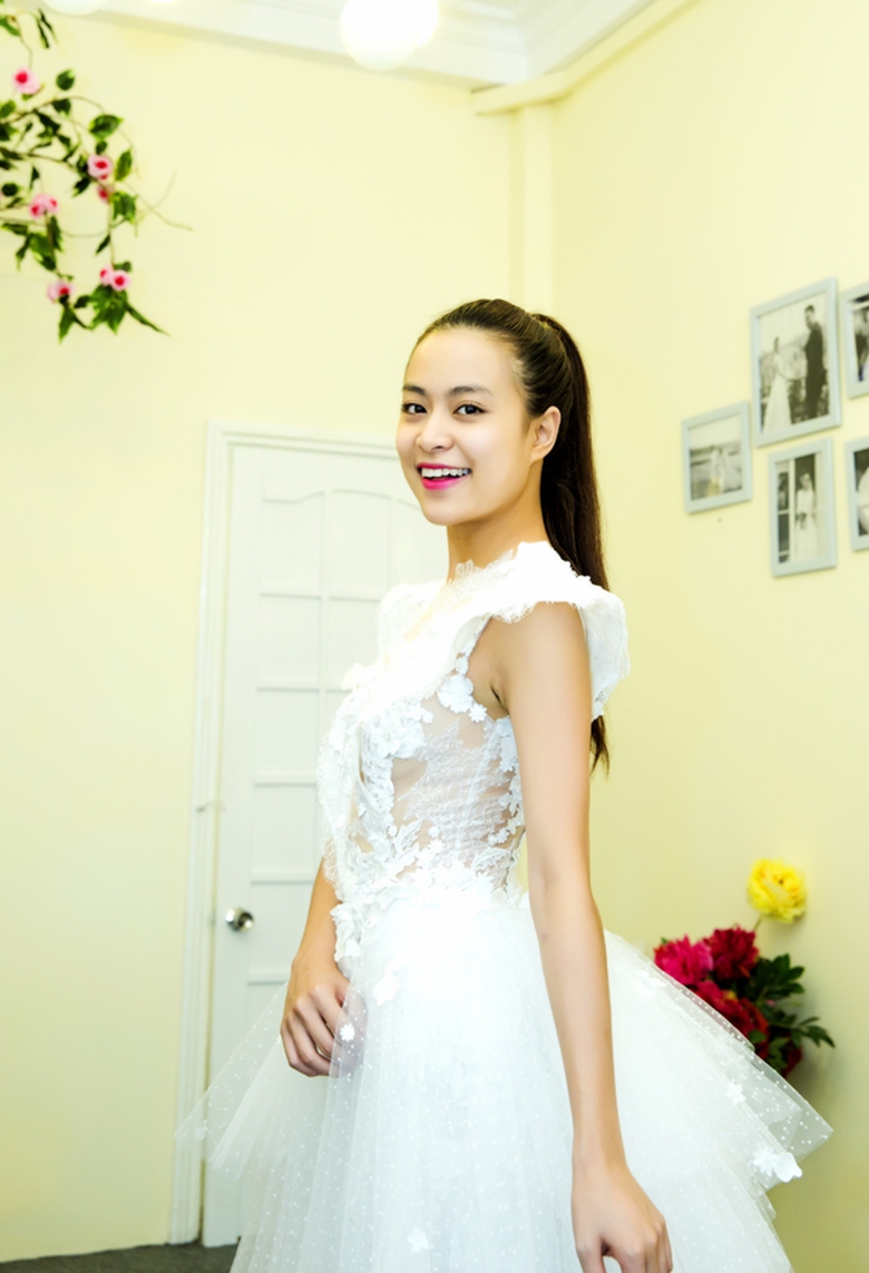 Buổi giao lưu xoay quanh việc Ho&agrave;ng Th&ugrave;y Linh kết hợp với nh&oacute;m 365 Daband trong chương tr&igrave;nh T&ocirc;i tỏa s&aacute;ng sẽ diễn ra v&agrave;o ng&agrave;y 17/5 tới.