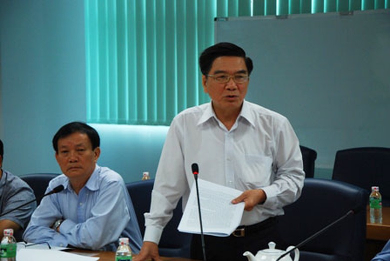 &Ocirc;ng Nguyễn Nguy&ecirc;n H&ugrave;ng, B&iacute; thư