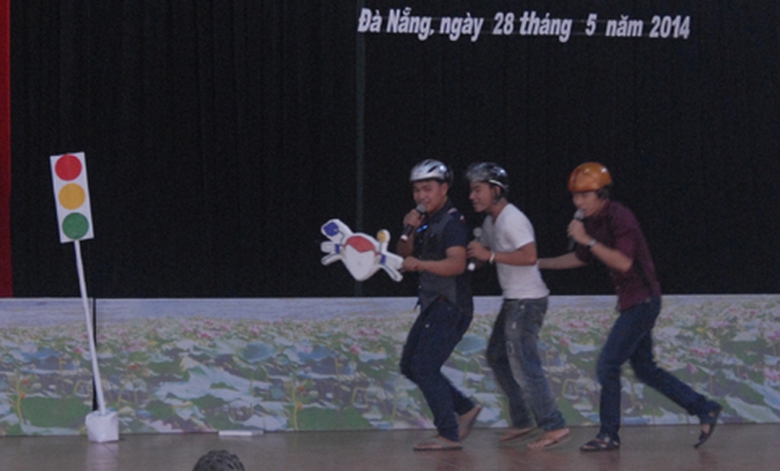 Một số cảnh trong c&aacute;c tiểu phẩm dự thi.