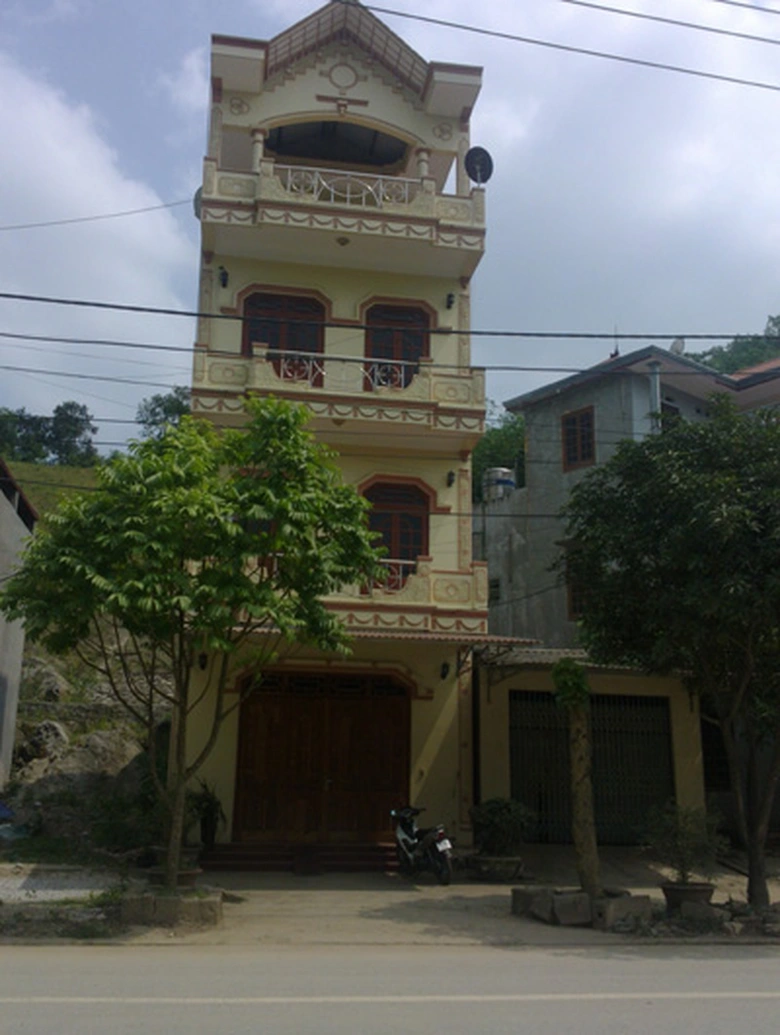 Ng&ocirc;i nh&agrave; của vợ chồng &ocirc;ng H&ograve;a vừa bị trộm &ldquo;hỏi thăm&rdquo;