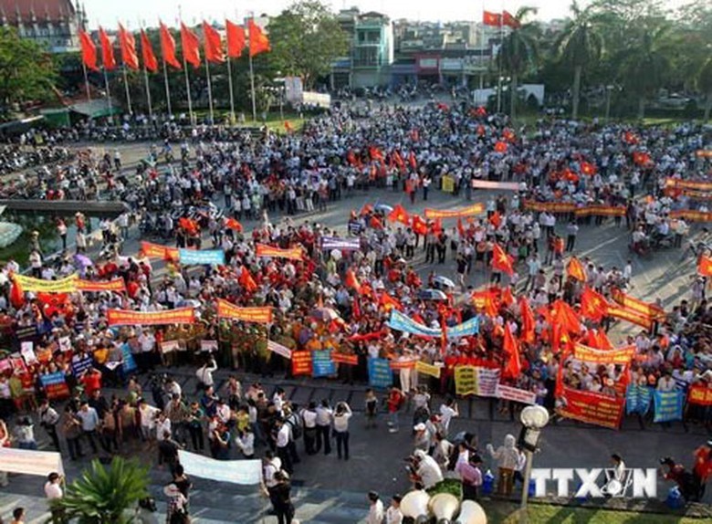 M&iacute;ttinh phản đối Trung Quốc hạ đặt gi&agrave;n khoan Hải Dương-981 tại v&ugrave;ng biển của Việt Nam tại Hải Ph&ograve;ng ng&agrave;y 14/5. (Ảnh: Huy H&ugrave;ng/TTXVN)