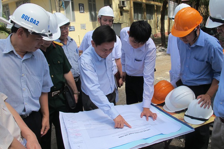 Thứ trưởng y&ecirc;u cầu c&aacute;c đơn vị đảm bảo chất lượng c&ocirc;ng tr&igrave;nh, đẩy nhanh tiến độ thi c&ocirc;ng dự &aacute;n
