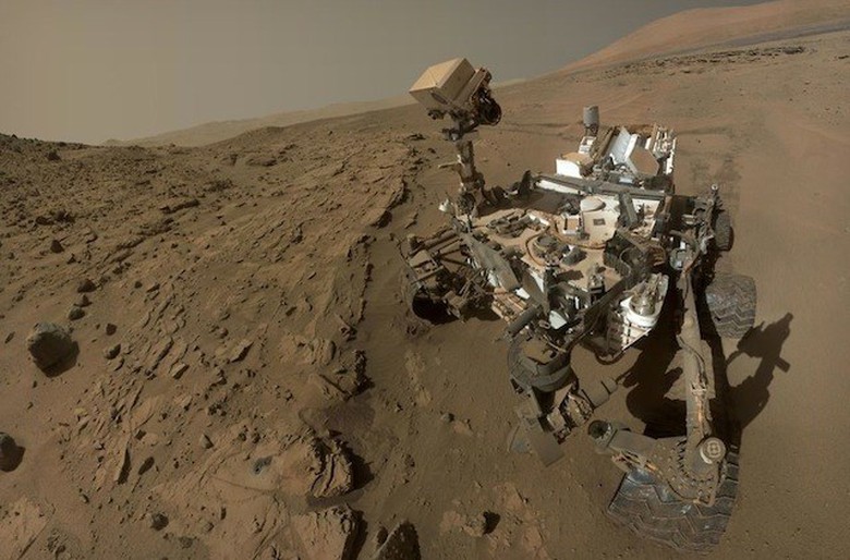 T&agrave;u tự h&agrave;nh Curiosity của NASA