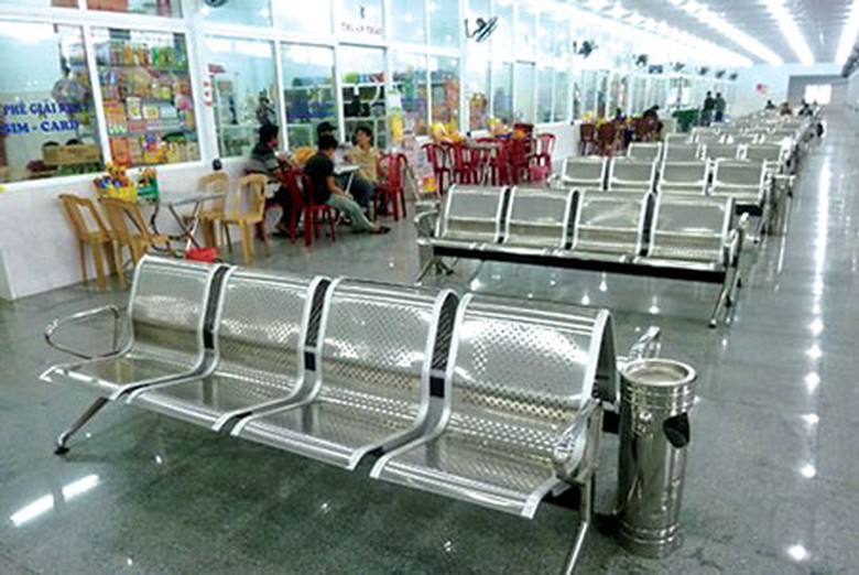 Ph&ograve;ng chờ ở Bến xe Trung t&acirc;m Đ&agrave; Nẵng